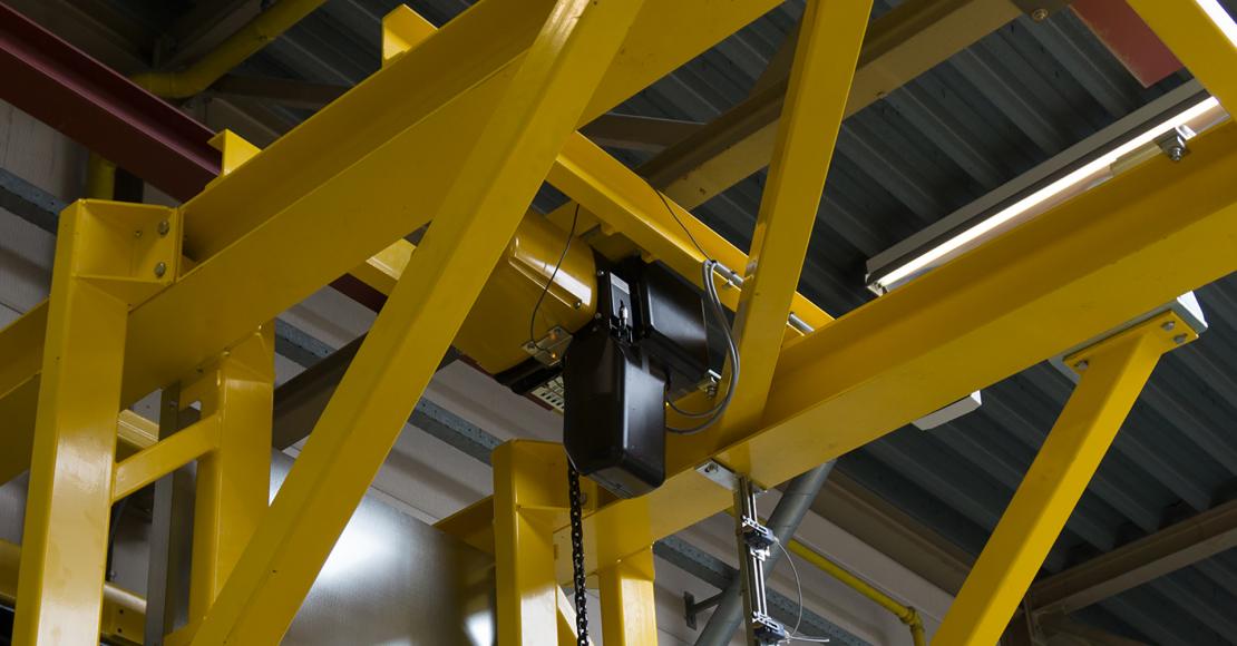 dipping tank crane